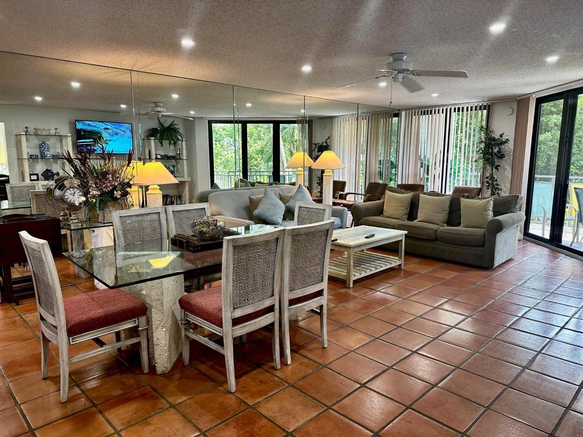 Beautifully Renovated Summer Of 2020 Come And Enjoy This Lovely Unit Key West Eksteriør bilde