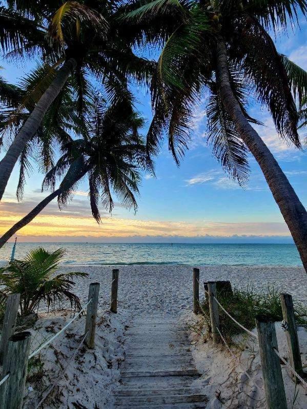 Beautifully Renovated Summer Of 2020 Come And Enjoy This Lovely Unit Key West Eksteriør bilde